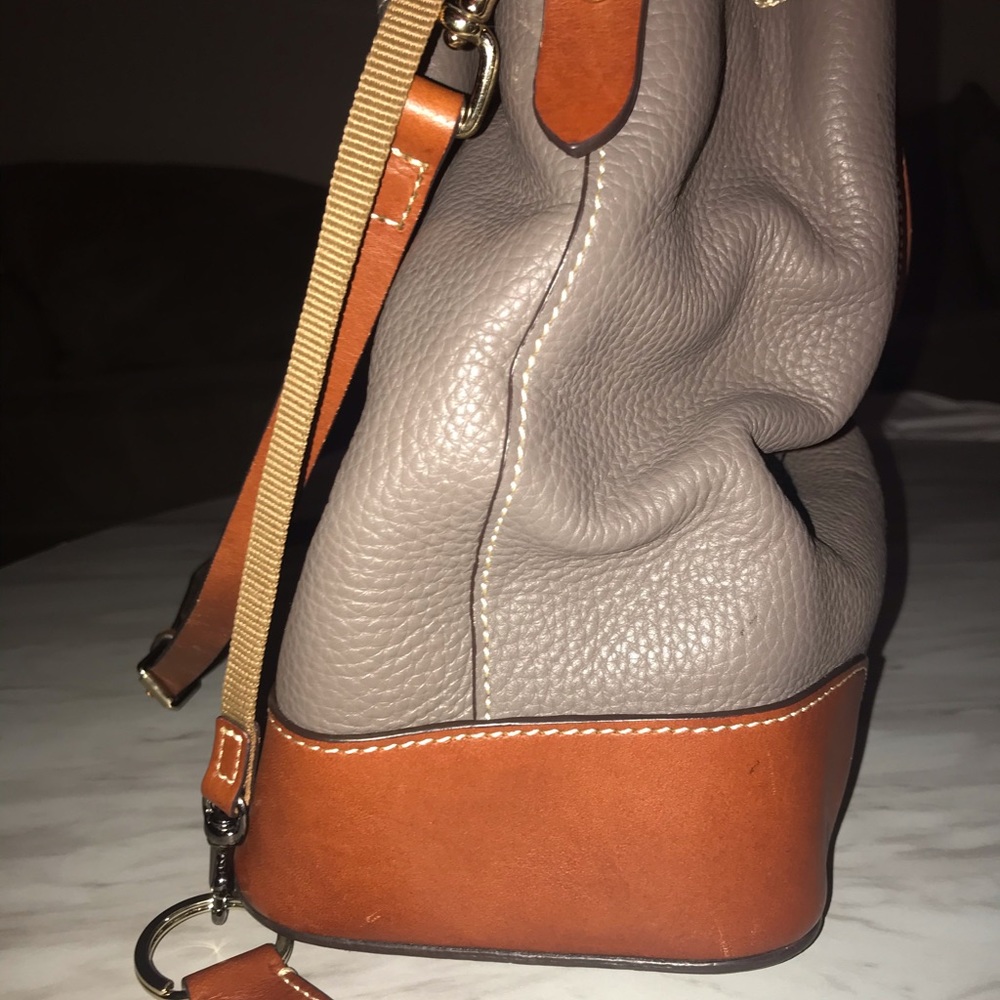 Dooney and Bourke bag - Picture 8 of 16